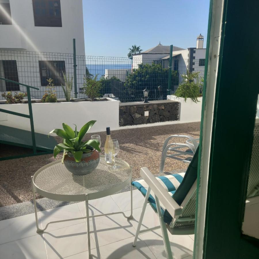 Beautiful Spacious 1-Bed Apartment With Aircon Puerto del Carmen  Bagian luar foto